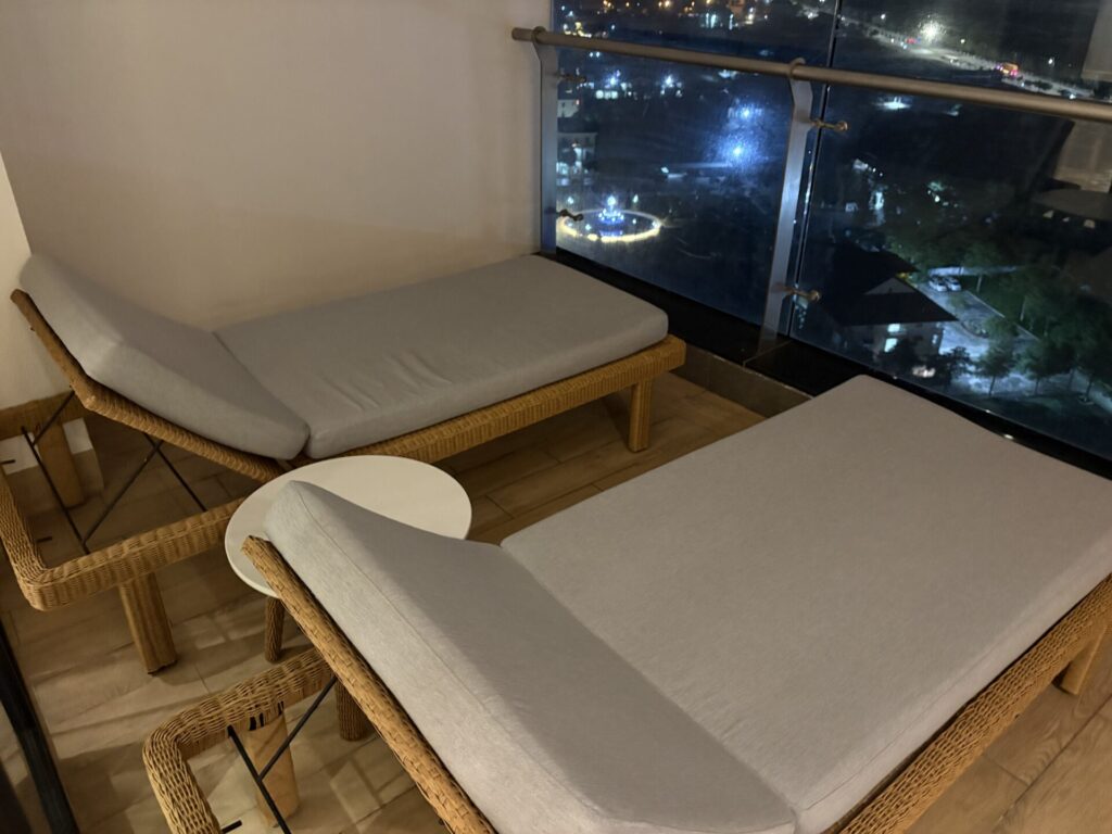 ダナン三日月部屋